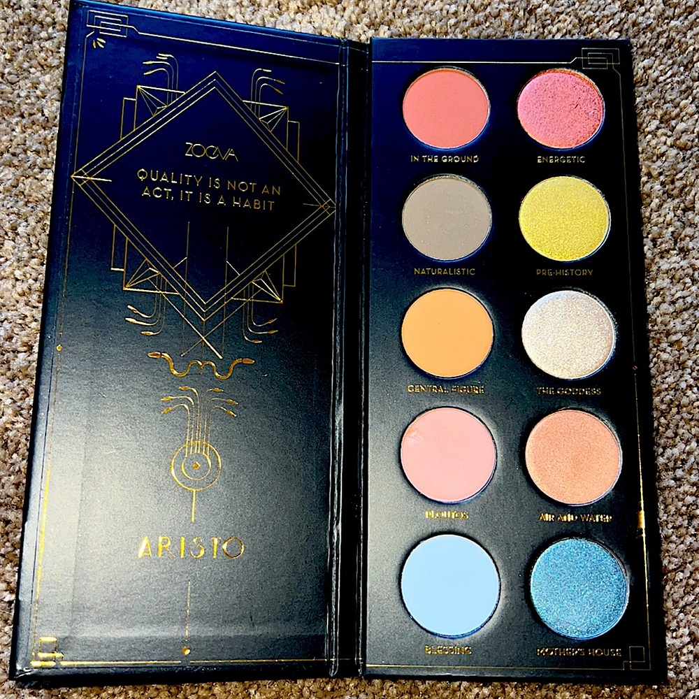 Zoeva Aristo Palette